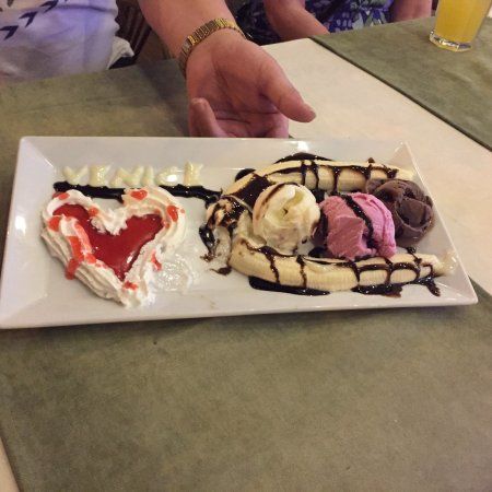 Venice Bar & Restaurant